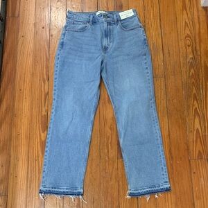 Abercrombie Ultra High Rise Ankle Straight Jean